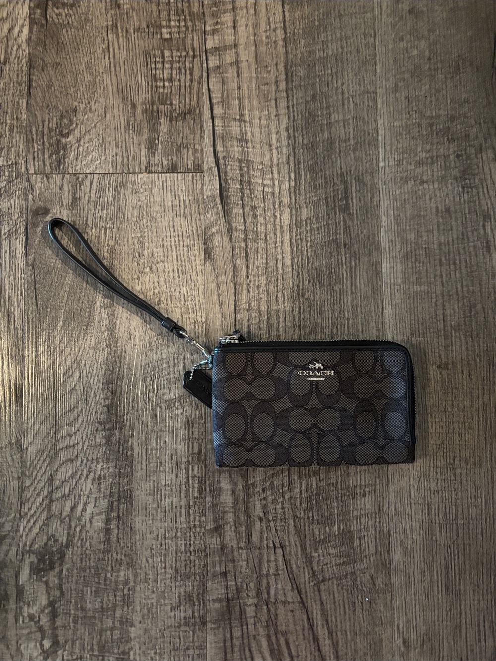 Coach Signature Wristlet with two Pockets - Black